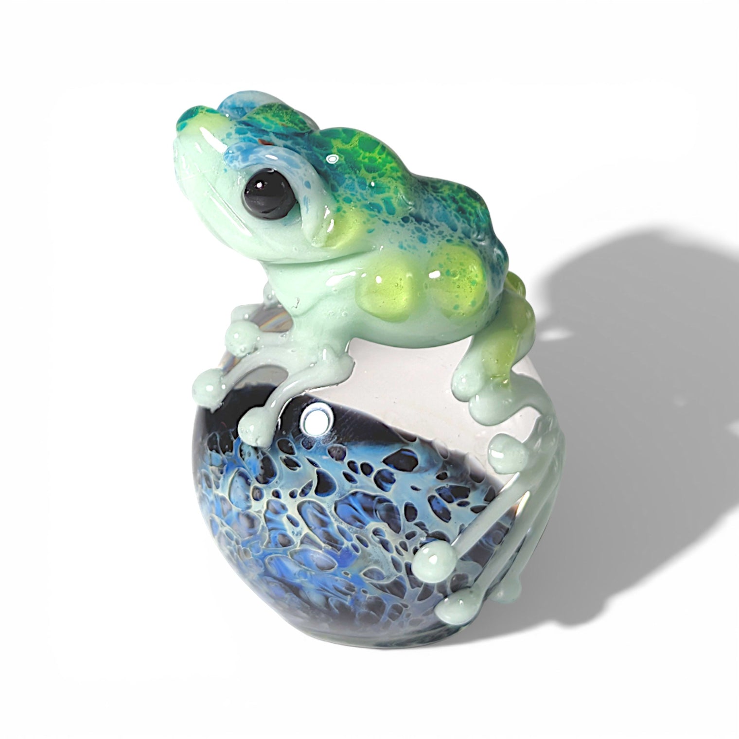 Frog on Vortex Marble sm