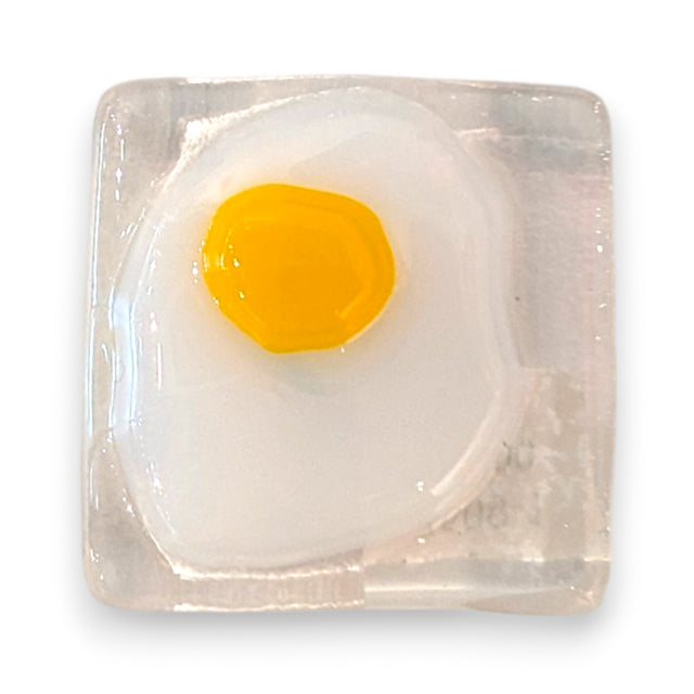 Egg Magnet