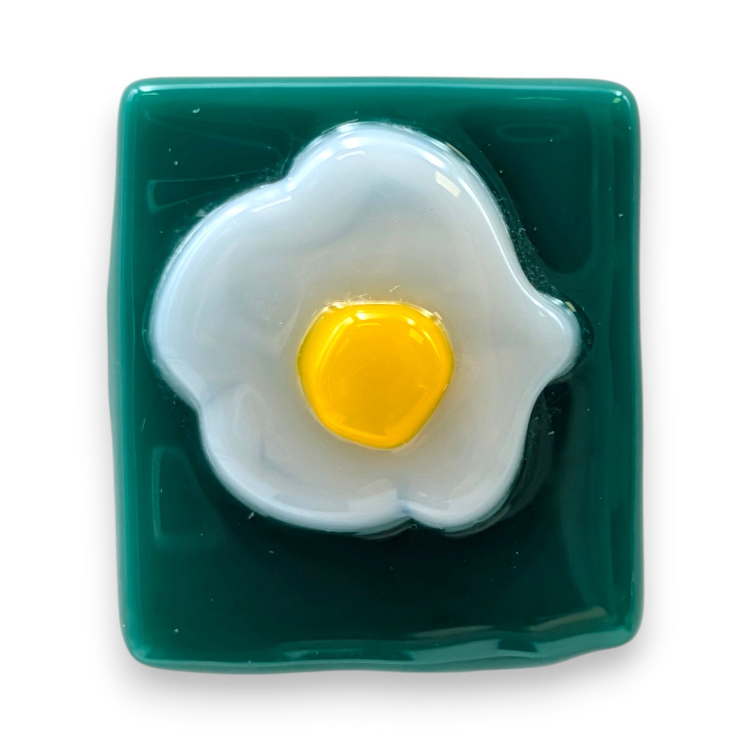 Egg Magnet