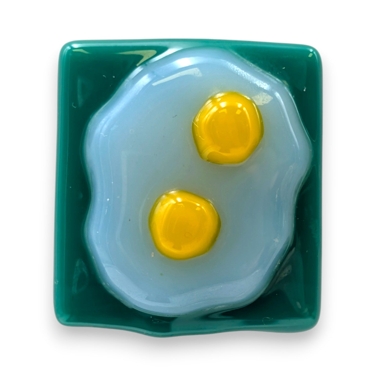 Egg Magnet