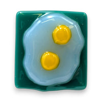 Egg Magnet