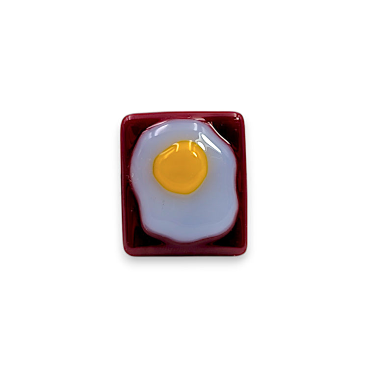Egg Magnet