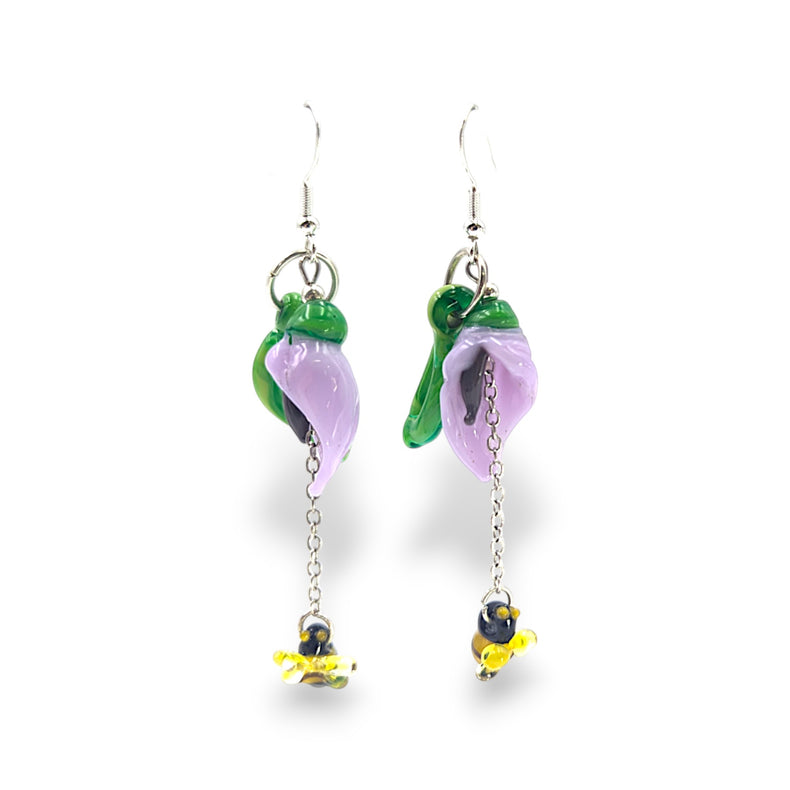 Calla Lily with Bee Earrings