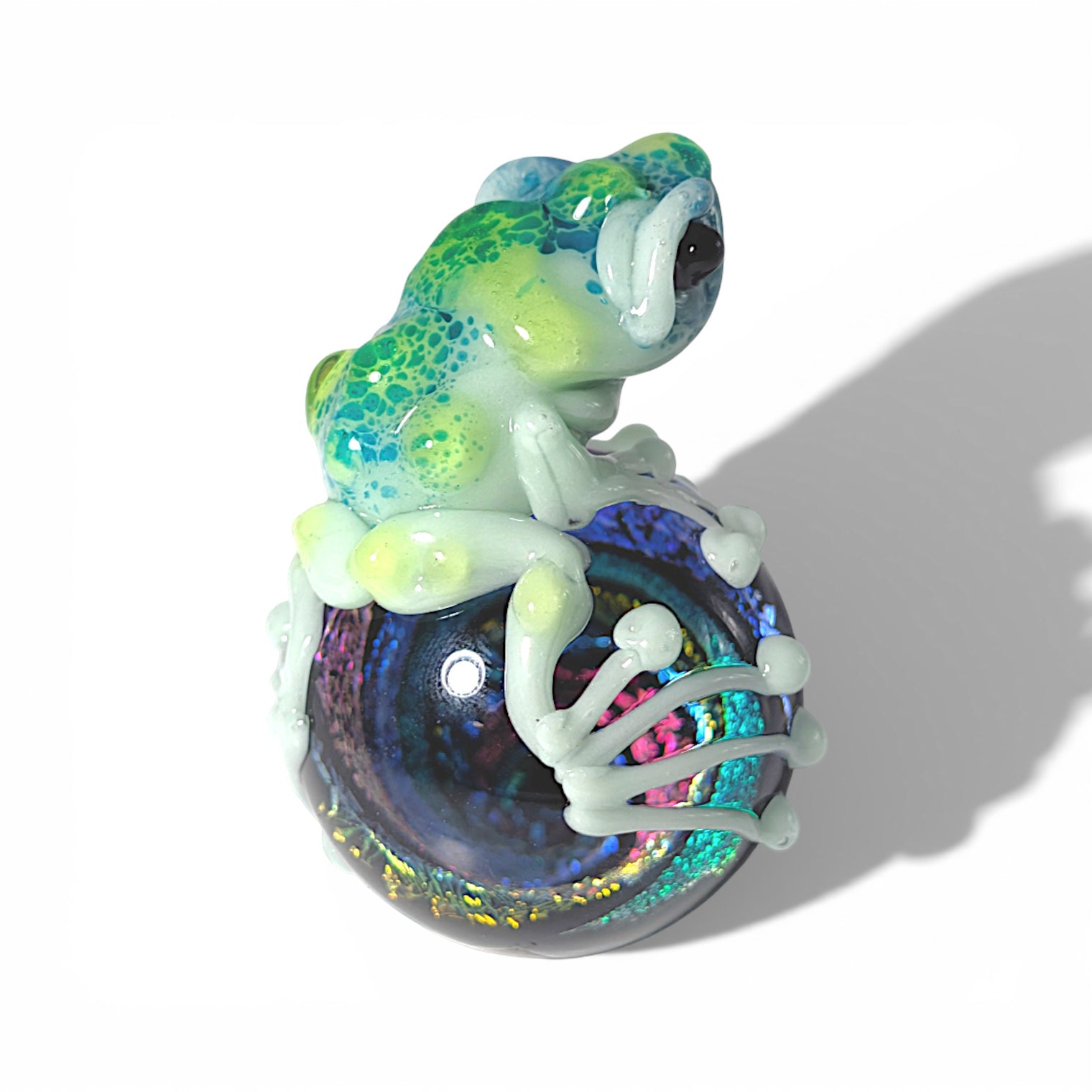 Frog on Vortex Marble sm