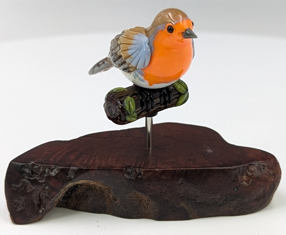 European Robin Sculpture